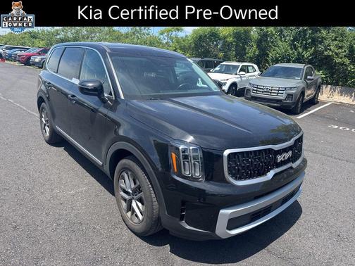 Ebony Black 2024 Kia Telluride LX