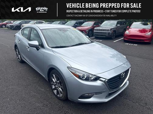 Sonic Silver Metallic 2018 Mazda Mazda3 Touring