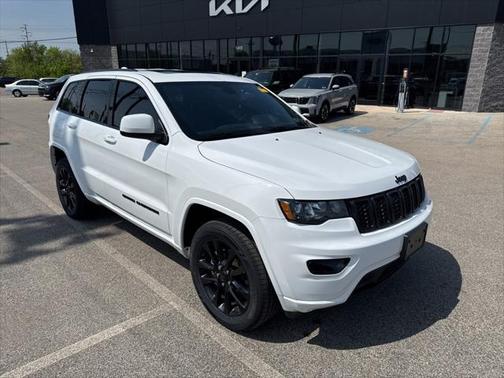 2021 Jeep Grand Cherokee Laredo