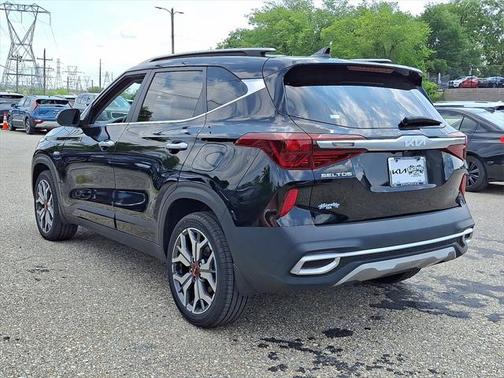 2023 Kia Seltos SX Turbo