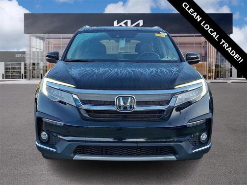 2022 Honda Pilot Touring 8-Passenger
