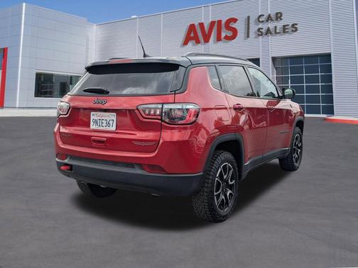 Red Hot Pearlcoat 2025 Jeep Compass Trailhawk