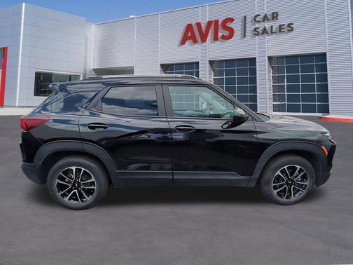 Mosaic Black Metallic 2025 Chevrolet Trailblazer LT