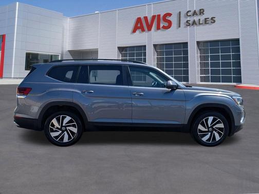 2024 Volkswagen Atlas 2.0T SE w/Technology 4MOTION