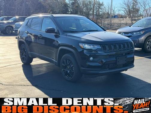 Diamond Black 2026 Jeep Compass Latitude