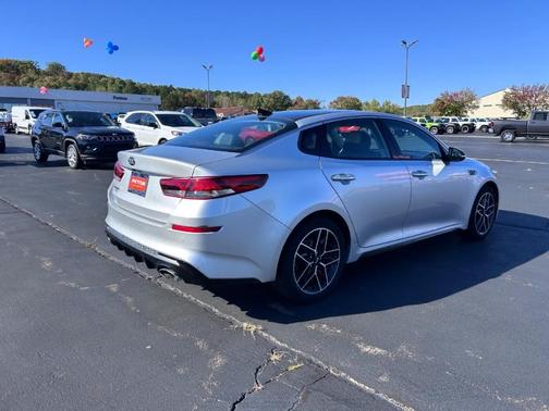 2020 Kia Optima SE