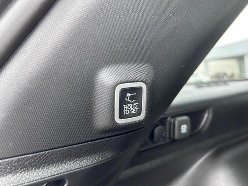 2022 Jeep Grand Cherokee Altitude