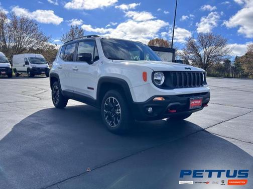 2023 Jeep Renegade Trailhawk