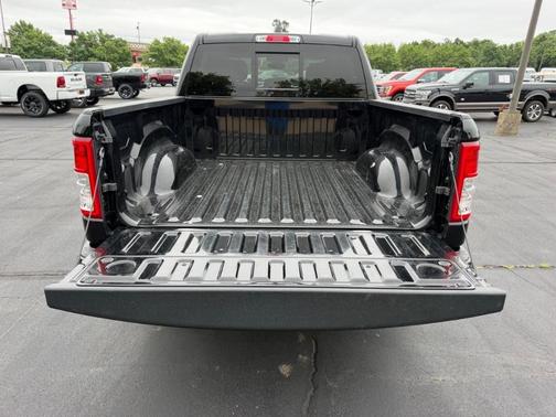 Diamond Black 2022 RAM 1500 Big Horn