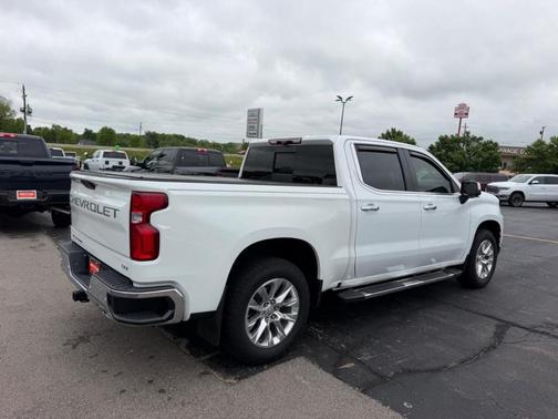 Summit White / White 2022 Chevrolet Silverado 1500 Limited LTZ