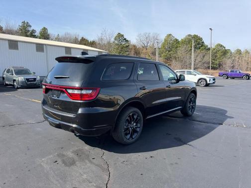 DB Black Clearcoat 2026 Dodge Durango GT