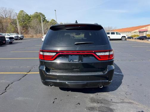 DB Black Clearcoat 2026 Dodge Durango GT