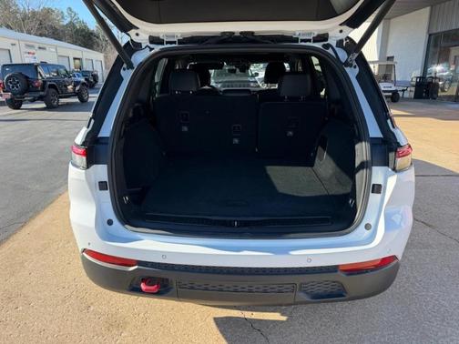 2022 Jeep Grand Cherokee Trailhawk