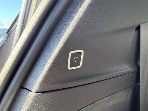 2026 Chrysler Pacifica Select FWD