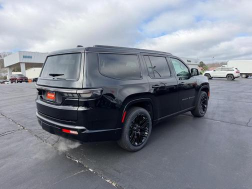 Gloss Black 2026 Jeep Grand Wagoneer Limited