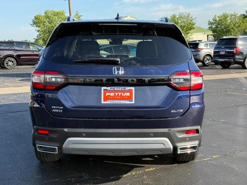 Obsidian Blue Pearl 2023 Honda Pilot Elite