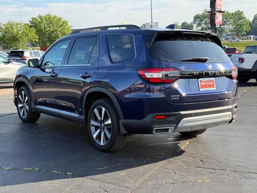 Obsidian Blue Pearl 2023 Honda Pilot Elite