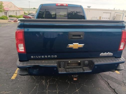 2017 Chevrolet Silverado 1500 High Country