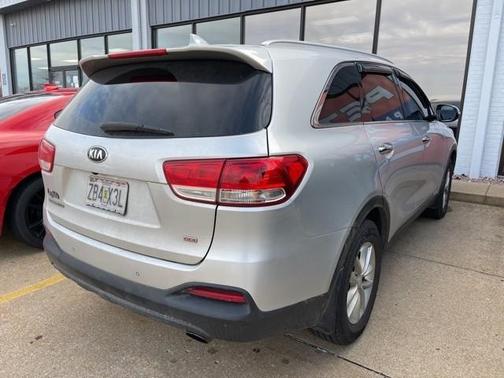 2018 Kia Sorento LX