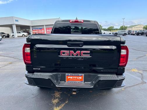 2024 GMC Canyon Denali