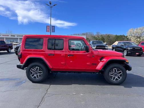 2025 Jeep Wrangler Sahara
