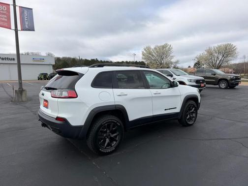 2020 Jeep Cherokee Latitude