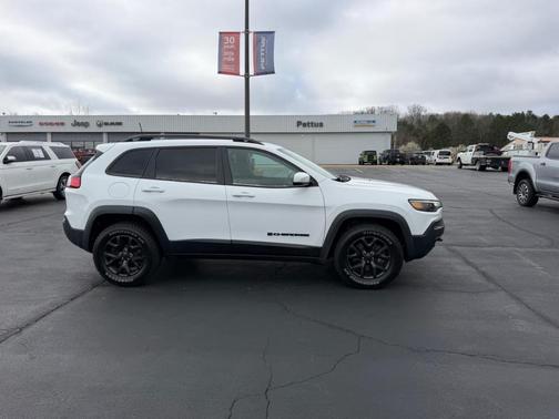 2020 Jeep Cherokee Latitude
