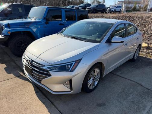 Symphony Silver 2020 Hyundai ELANTRA SEL