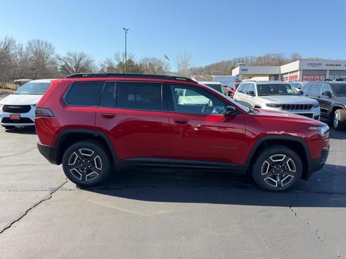 2026 Jeep Cherokee LAREDO/LIMITED