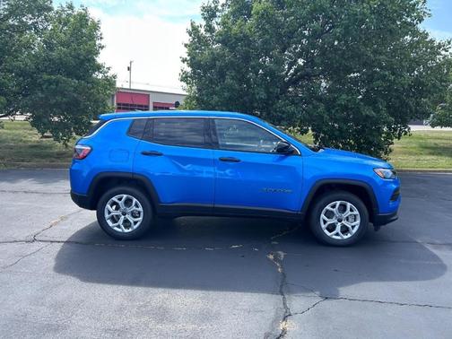 2025 Jeep Compass Sport