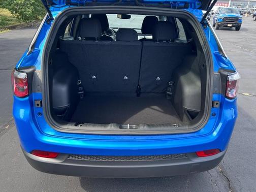 2025 Jeep Compass Sport