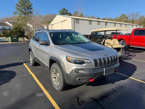 2020 Jeep Cherokee Trailhawk