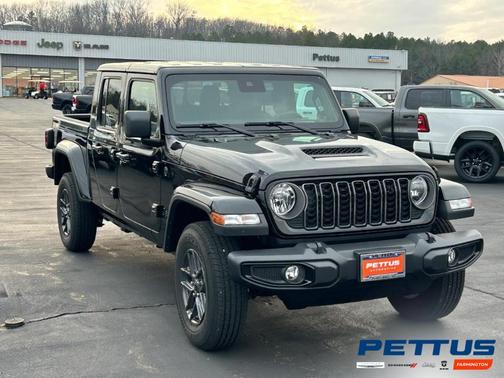 2025 Jeep Gladiator Sport