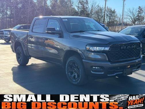 Granite Crystal Clearcoat Metallic 2026 RAM 1500 Big Horn/Lone Star