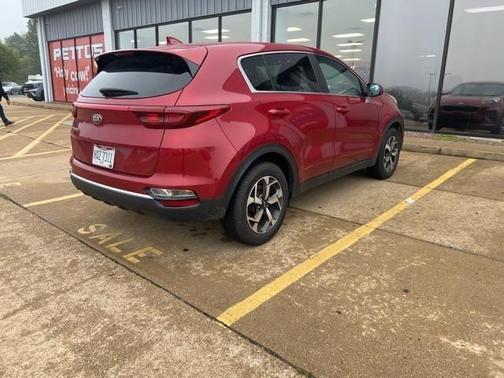 2022 Kia Sportage LX
