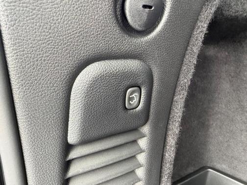 DB Black Clearcoat 2026 Dodge Durango GT HEMI V8