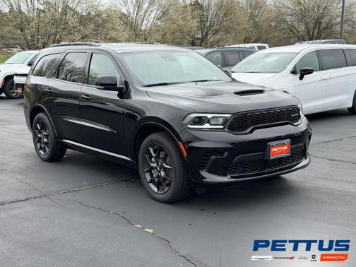 DB Black Clearcoat 2026 Dodge Durango GT HEMI V8
