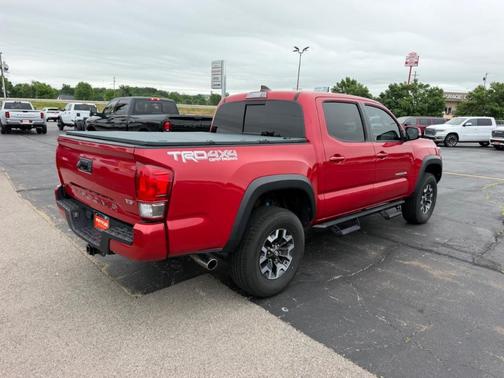 Barcelona Red Metallic 2017 Toyota Tacoma TRD Off Road