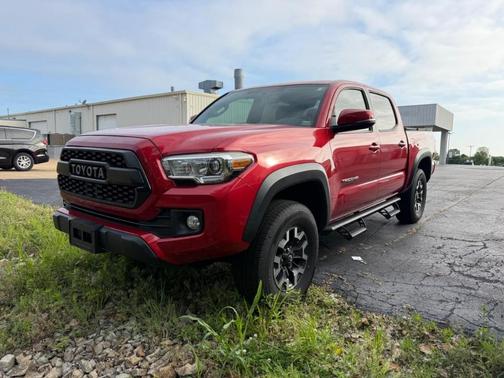 Barcelona Red Metallic 2017 Toyota Tacoma TRD Off Road