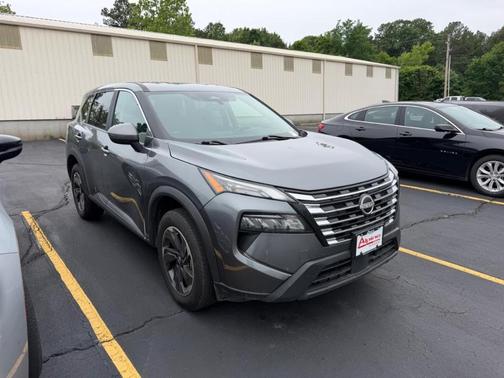 Gun Metallic 2024 Nissan Rogue SV