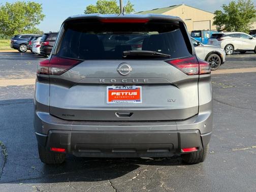 Gun Metallic 2024 Nissan Rogue SV