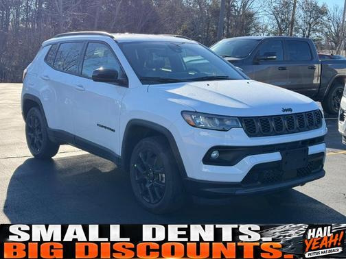 Bright White Clearcoat 2026 Jeep Compass Latitude