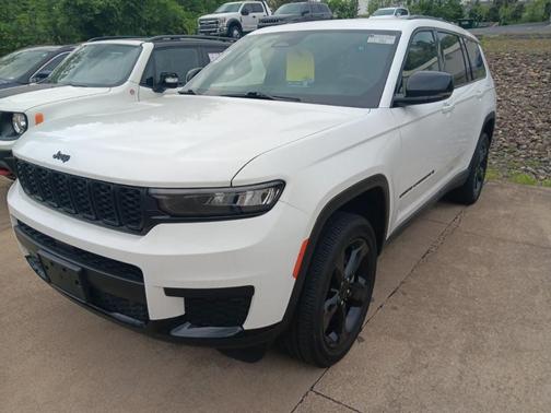 2023 Jeep Grand Cherokee L Laredo