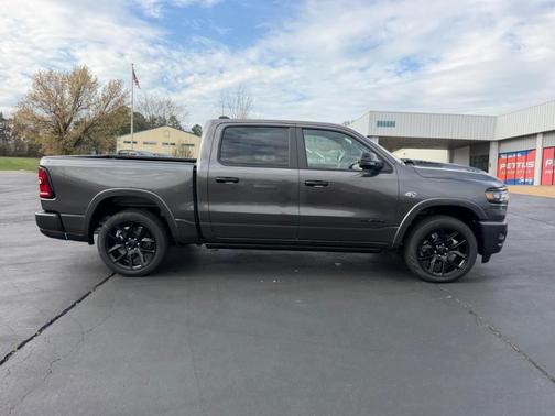 Diamond Black 2026 RAM 1500 Laramie