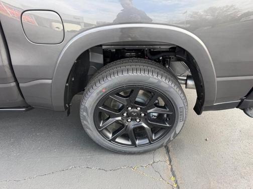 Diamond Black 2026 RAM 1500 Laramie