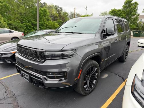 Metallic 2024 Jeep Grand Wagoneer Series II