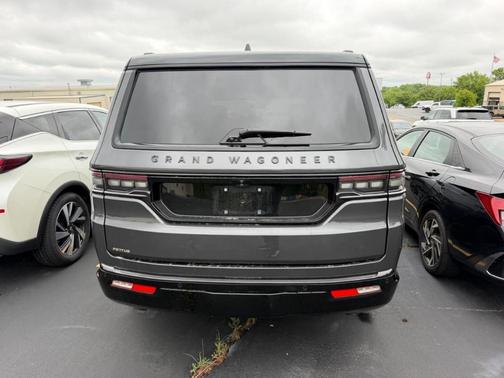 Metallic 2024 Jeep Grand Wagoneer Series II