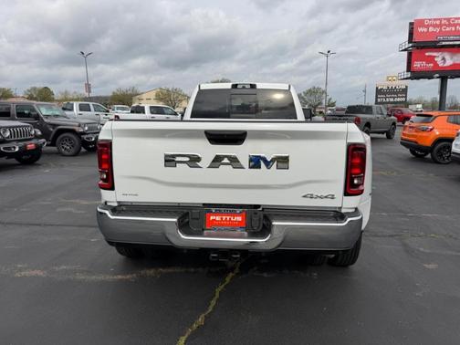 Bright White Clearcoat 2026 RAM 3500 Tradesman