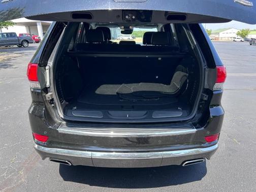 2021 Jeep Grand Cherokee Summit