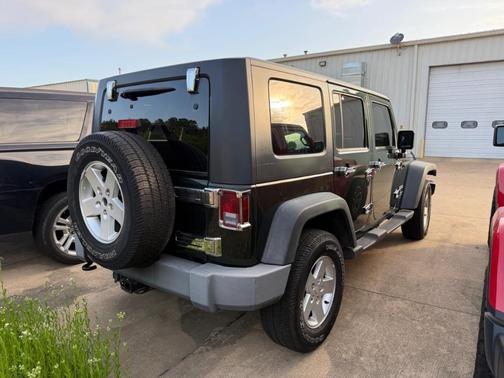Natural Green Pearl 2010 Jeep Wrangler Unlimited Sport